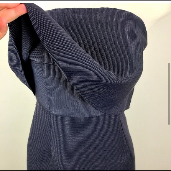 Missguided Black Pleated Bandeau Bodycon Dress - Picture 5 of 10